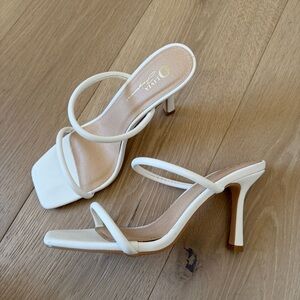White Women's Heeled Sandals - 8.5